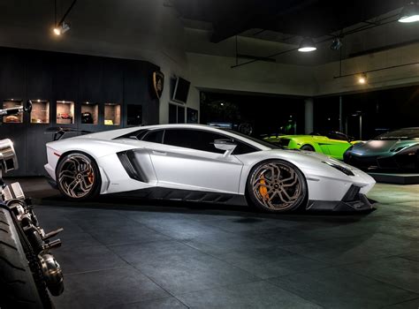 Lamborghini Aventador High Resolution Pictures All Hd Wallpapers