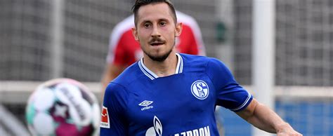 It was one of fc schalke 04's better games this season. FC Schalke 04: Comeback von Steven Skrzybski wohl erst im ...