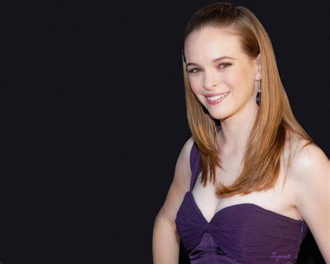 Wikimise Danielle Panabaker Wiki And Pics