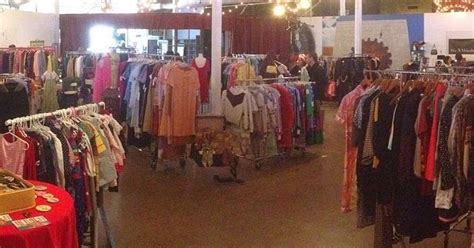 Livin Vintage Rust Belt Vintage Clothing Pop Up Shop Round Up