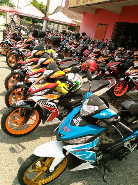 Find and compare the latest used and new honda for sale with pricing & specs. Honda RS150R owners organised GombaKing Ride Silaturrahim ...