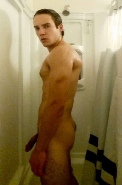 Webcam Guy With A Nice Big Cock Nude Boy Pictures Sexiezpix Web Porn