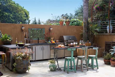 All you need to do — is to realize all the importance of it. Outdoor Kitchen Design: How to Design Outdoor Kitchen ...