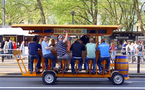 Beer Bike à Berlin Les Rues De La Ville Avec 10 Litres De Bières Vimigo