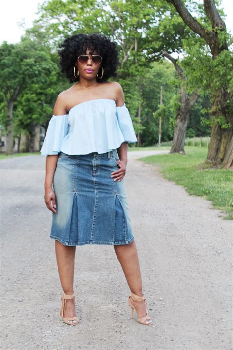 How To Style A Denim Skirt Showit Blog