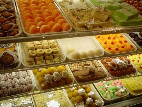 Sweets With Names and Cakes | Download Photos