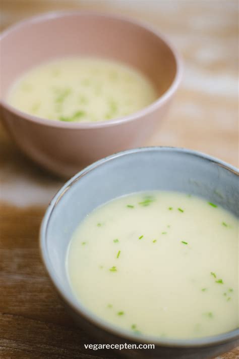 Van schillen aspergesoep maken