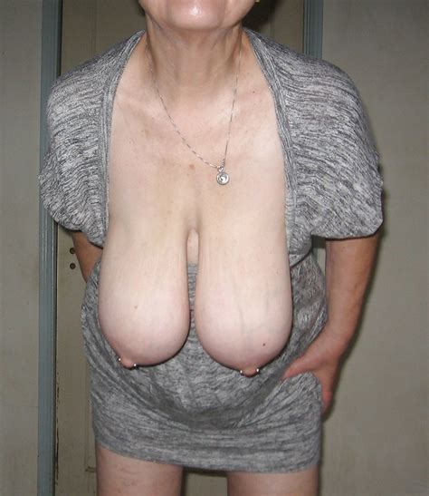 Saggy Granny Tits Porn Photo