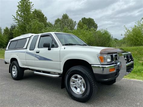 1993 Toyota Pickup 4x4 Extended Cab 1 Owner Only 107000 Miles Wow