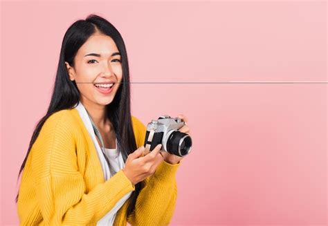 Atractivo Enérgico Feliz Retrato Asiático Hermosa Linda Joven Adolescente Emocionada Sonriendo