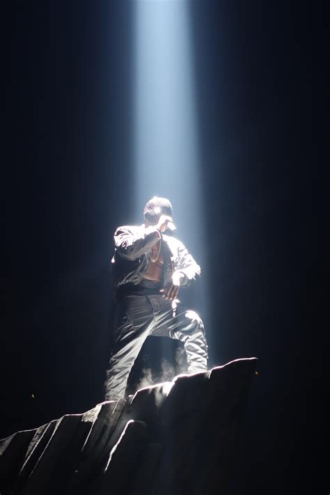 Kanye West Concert Wallpapers Top Free Kanye West Concert Backgrounds