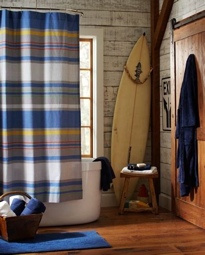 Find ideas that share playful tips for designing a teen bathroom that the entire family would love granted, teenagers are fickle. 10 best images about Teen bath on Pinterest | Home design ...