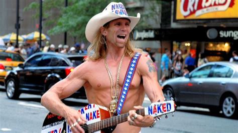 Conociendo Al Naked Cowboy En Times Square Planifica Tu Viaje