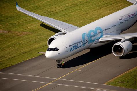 Boeing Dealt New Blow As Airbus Launches Long Range A321 Jet At Paris