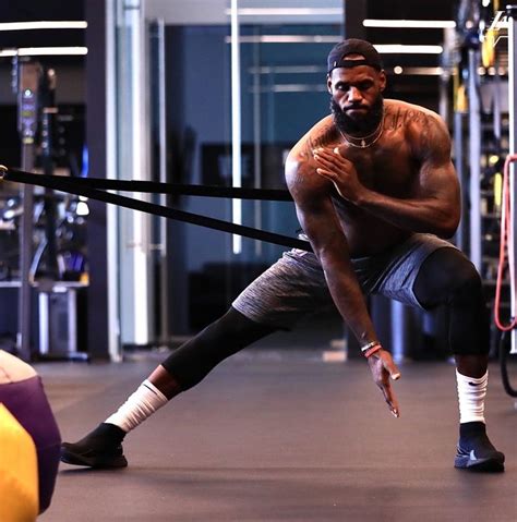 Lebron James Lebron James Workout Lebron James Lebron James And Wife