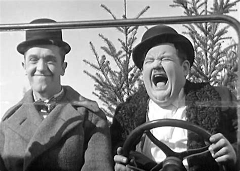 Cartoonatics Christmas With Laurel And Hardy