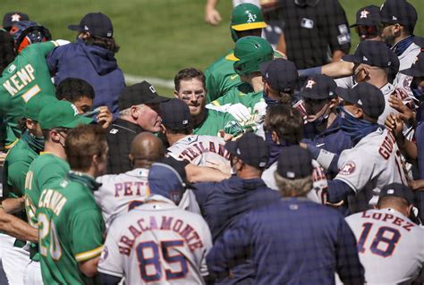 Huge Fight Between Teams At MLB Game Is Definitely Not Socially