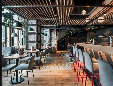 9 Awesome Small Restaurant Designs