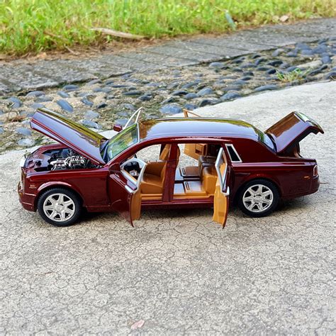 We did not find results for: Rolls Royce Phantom Car Model - Not sold in stores