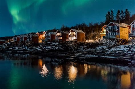 Northern Lights Holidays Tromso Norway Shelly Lighting