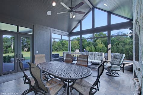 A spacious indoor-outdoor sunroom | Outdoor sunroom, Outdoor areas, Outdoor oasis