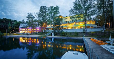 Port dickson hotels with waterparks. Podzimní víkendy s dětmi ZDARMA - Hotel Port Máchovo jezero