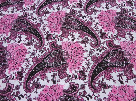Fabric Pink And Black Floral Paisley 30 Inches By Allthatfabric