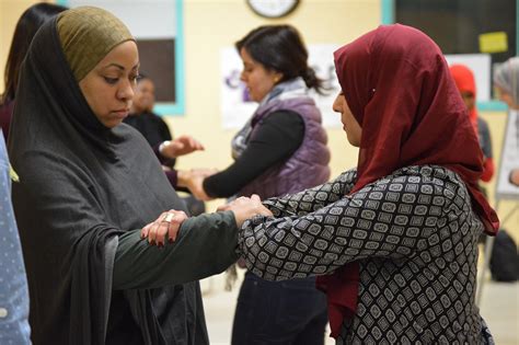 Local Muslim Women Fight Fear With Self Defense Lesson Wtop News