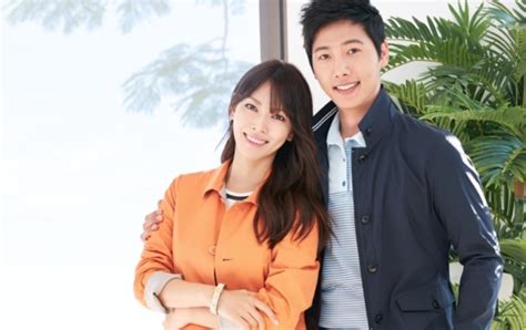 Lee Sang Woo Shares How Wife Kim So Yeon Helps Him As A Fellow Actor