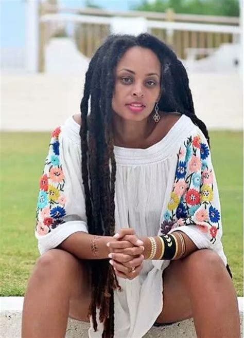 Bongo Woman Natural Hair Styles Long Dreads Locs