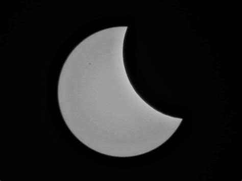 K příležitosti dopoledního částečného zatmění slunce v pátek 20. Částečné zatmění Slunce 20. 3. 2015 | Amatérská ...