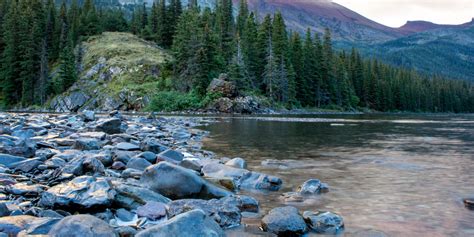 Ptarmigan Tunnel Hike Via Lake Elizabeth Foot Campground