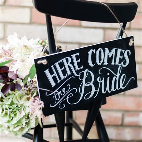 Stylish And Helpful Signage For Your Wedding Day Here Comes The Bride