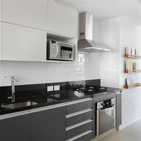 El gris existe en varios tonos, cada uno de los cuales tiene un. 1001+ ideas de decorar vuestra cocina blanca y gris