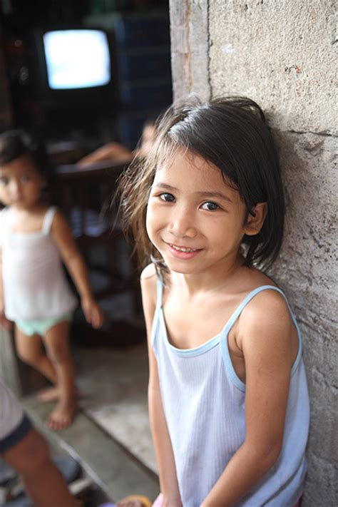 写真 フィリピン 子供たち