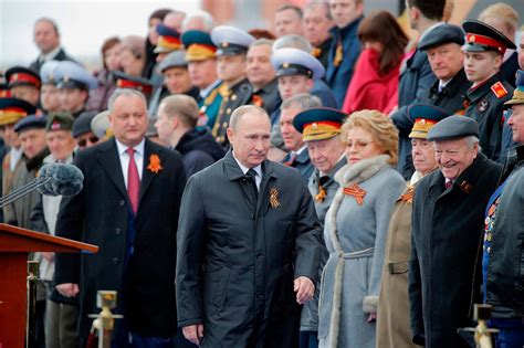 Vladimir Putin Shows Off Russias Military Firepower With Huge Armed
