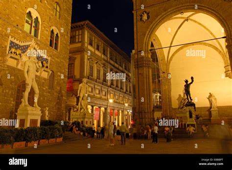 Statue Of David By Michelangelo Piazza Della Signoria Signoria Square