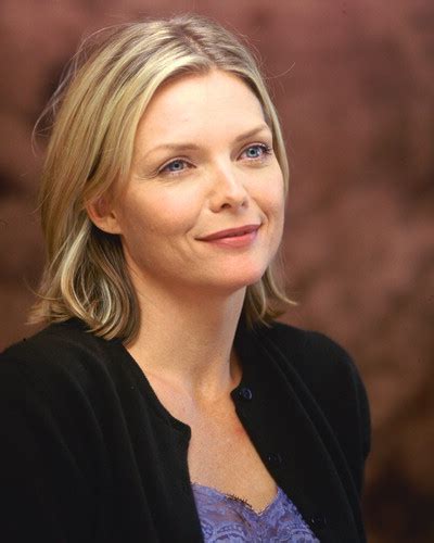 Hollywood Celebrities Biography Michelle Pfeiffer Biography