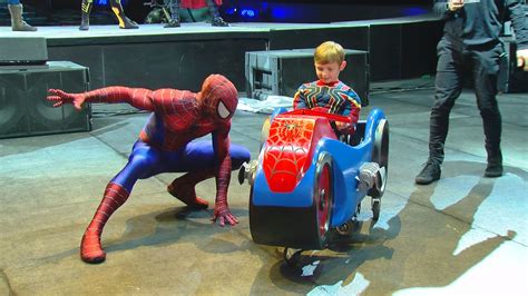 Spider Man Visits Elsmere 6 Year Old In Wheelchair Wkrc