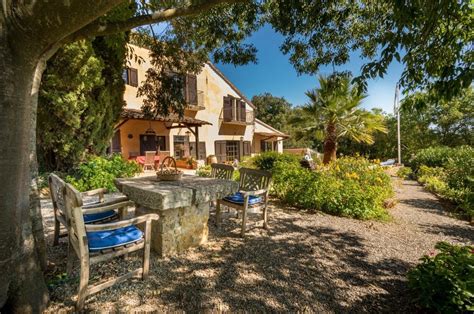 Provence Farm House With A Small Rosé Vineyard And Fruit Trees For Sale