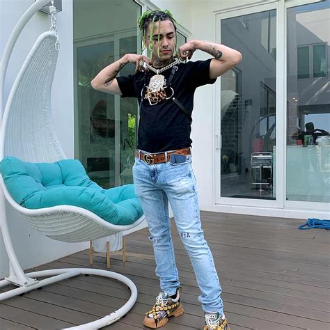 Lil Pump Outfit From October 6 2019 Whats On The Star