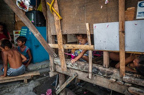Poverty In The Philippines 11 4m Families Remain Poor World Politics