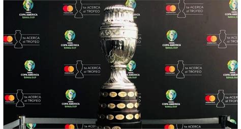 La guaira 1 deportivo tachira 7 always ready 2 argentinos jrs 1 atlético nacional 0. Tabla de posiciones en vivo Copa América 2021: así se mueven los grupos A y B del torneo | Perú ...