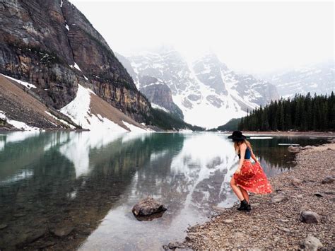 20 Photos To Inspire You To Visit Moraine Lake