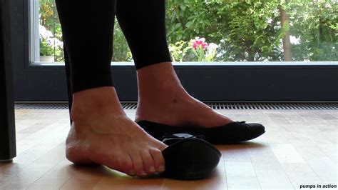 Barefoot Shoeplay Youtube