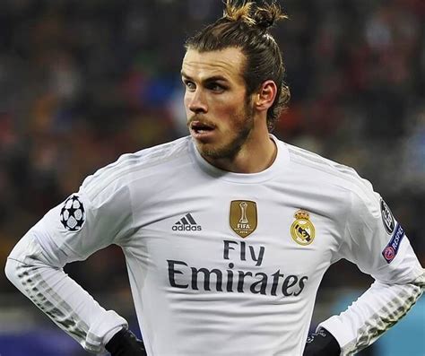 gareth bale favored  remain  real madrid  august