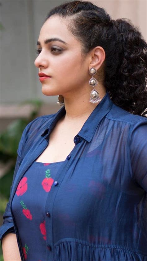 Pin By Actress Gallery On Nithya Menon In 2020 Desi Beauty