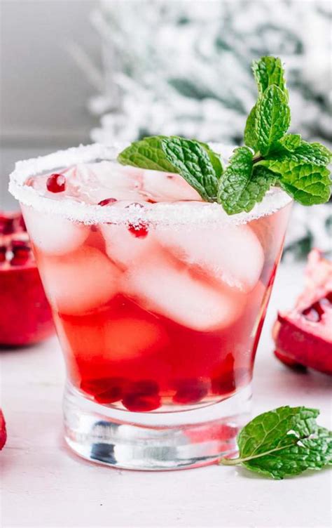 Alcoholic Drinks Best Mistletoe Christmas Margarita Recipe Easy And