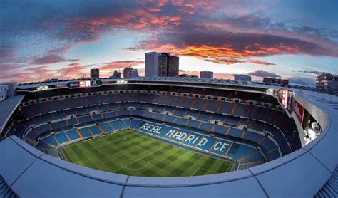 reˈal maˈðɾið ˈkluβ ðe ˈfuðβol , meaning royal madrid football club), commonly referred to as real madrid, is a spanish professional football club based in madrid. Come To Santiago Bernabeu, Real Madrid CF Headquarters ...