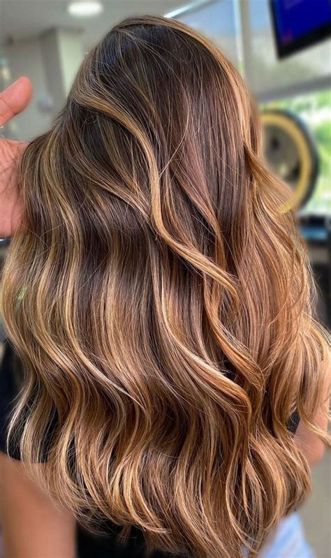 32 Beautiful Golden Brown Hair Color Ideas Blonde Highlights